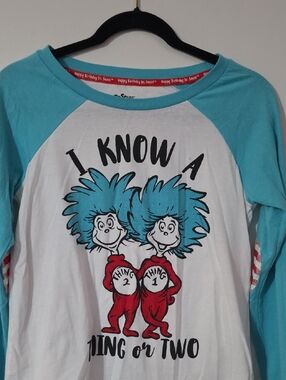Dr. Seuss 'I Know A Thing Or Two' Baseball Tee - Size S